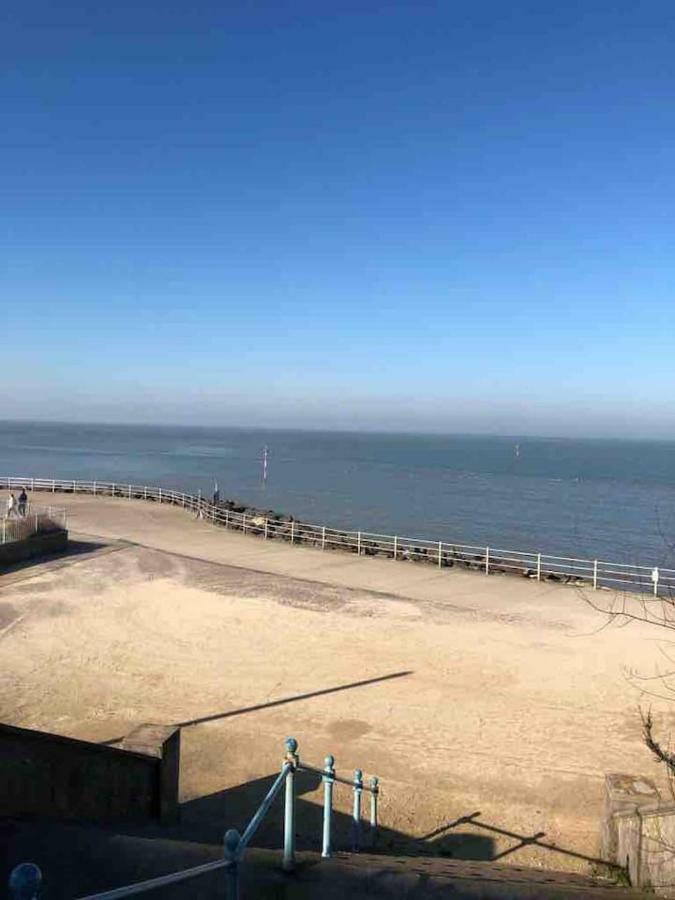 Margate'S Modern Luxury Apartment Bagian luar foto